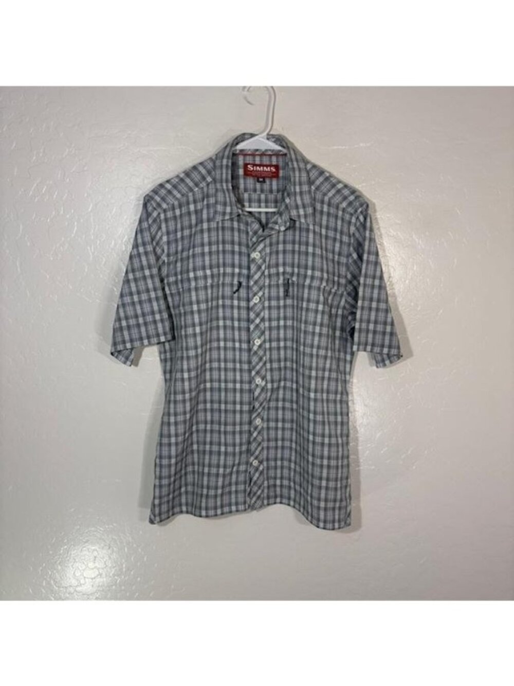Simms Shirt Mens Medium Gray Plaid Short Sleeve Fishing Button Up Casual Outdoor
